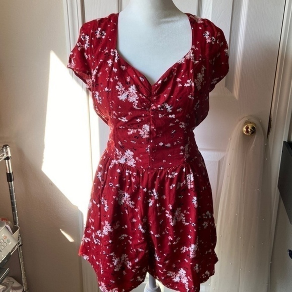 Abercrombie & Fitch Floral Puffy Sleeve Red Romper - Tall